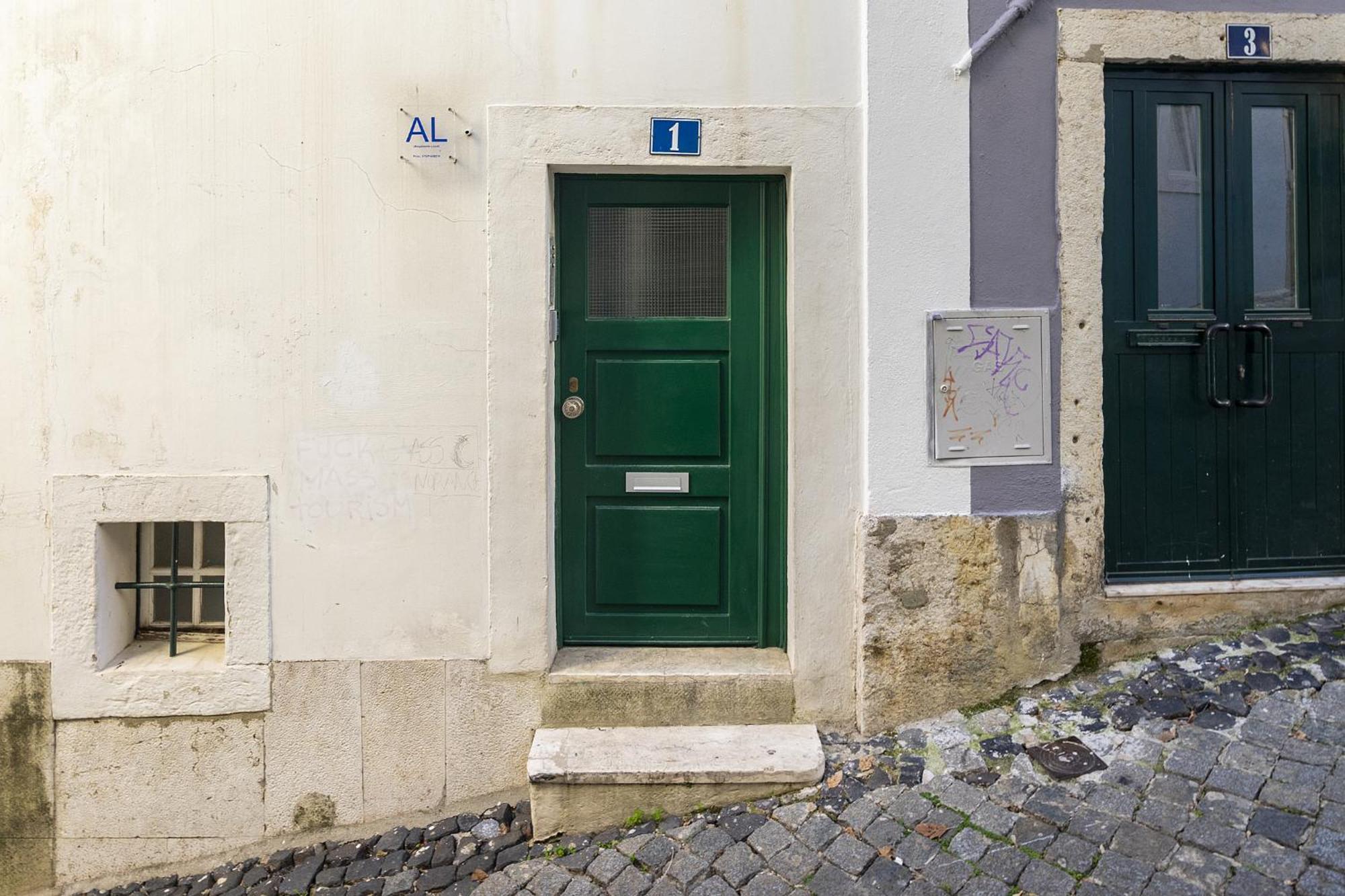 Whome Central Alfama Hideaway Perfect To Explore Lisboa Ngoại thất bức ảnh